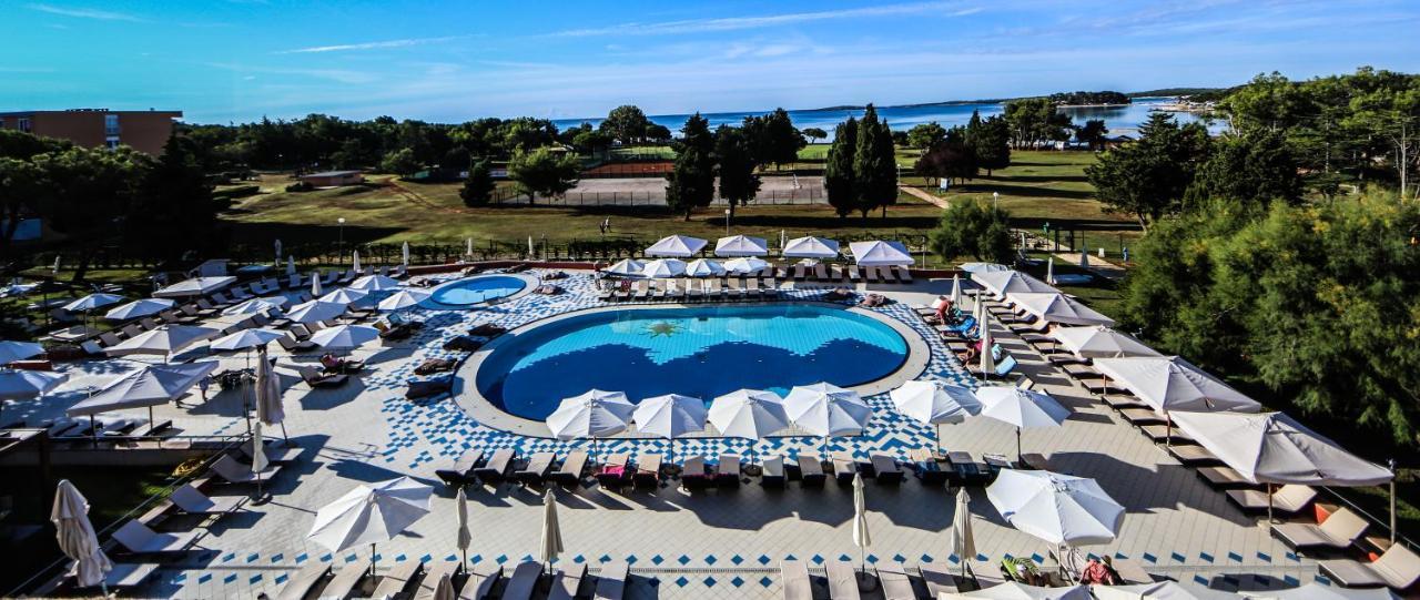 Arena Hotel Medulin Eksteriør billede